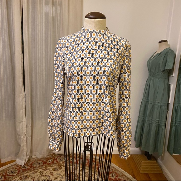 SHEIN | Button Neck Keyhole Back Geo Long Sleeve Top - Picture 3 of 8